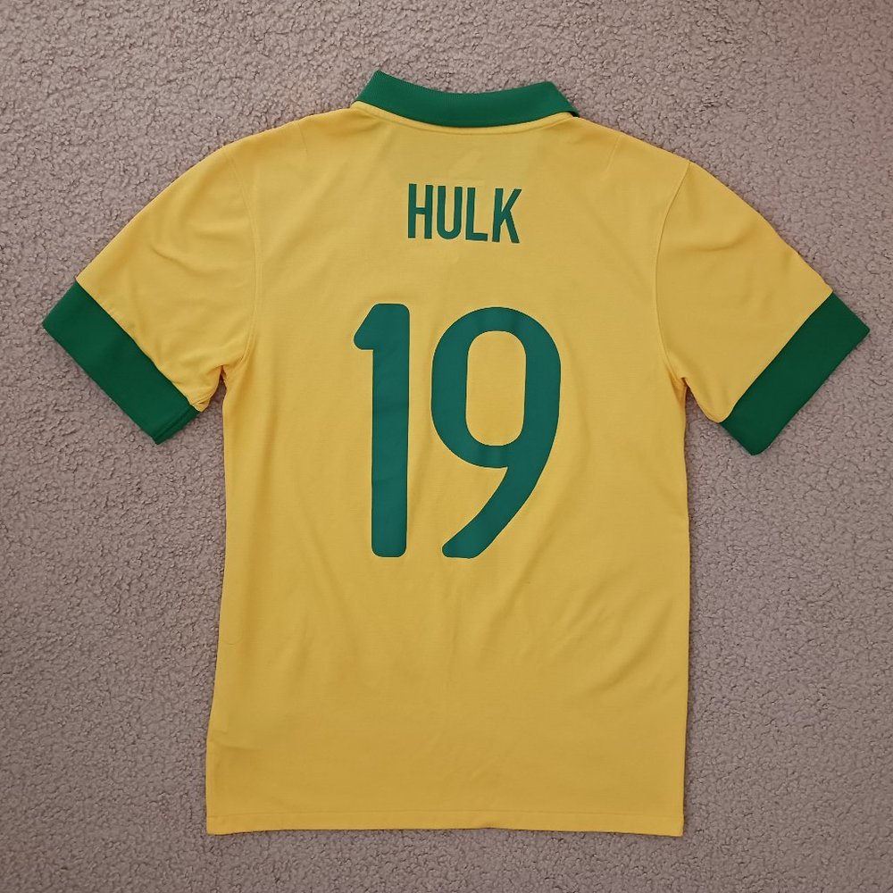 Hulk 2013/14 Brazil Home Kit Mens S